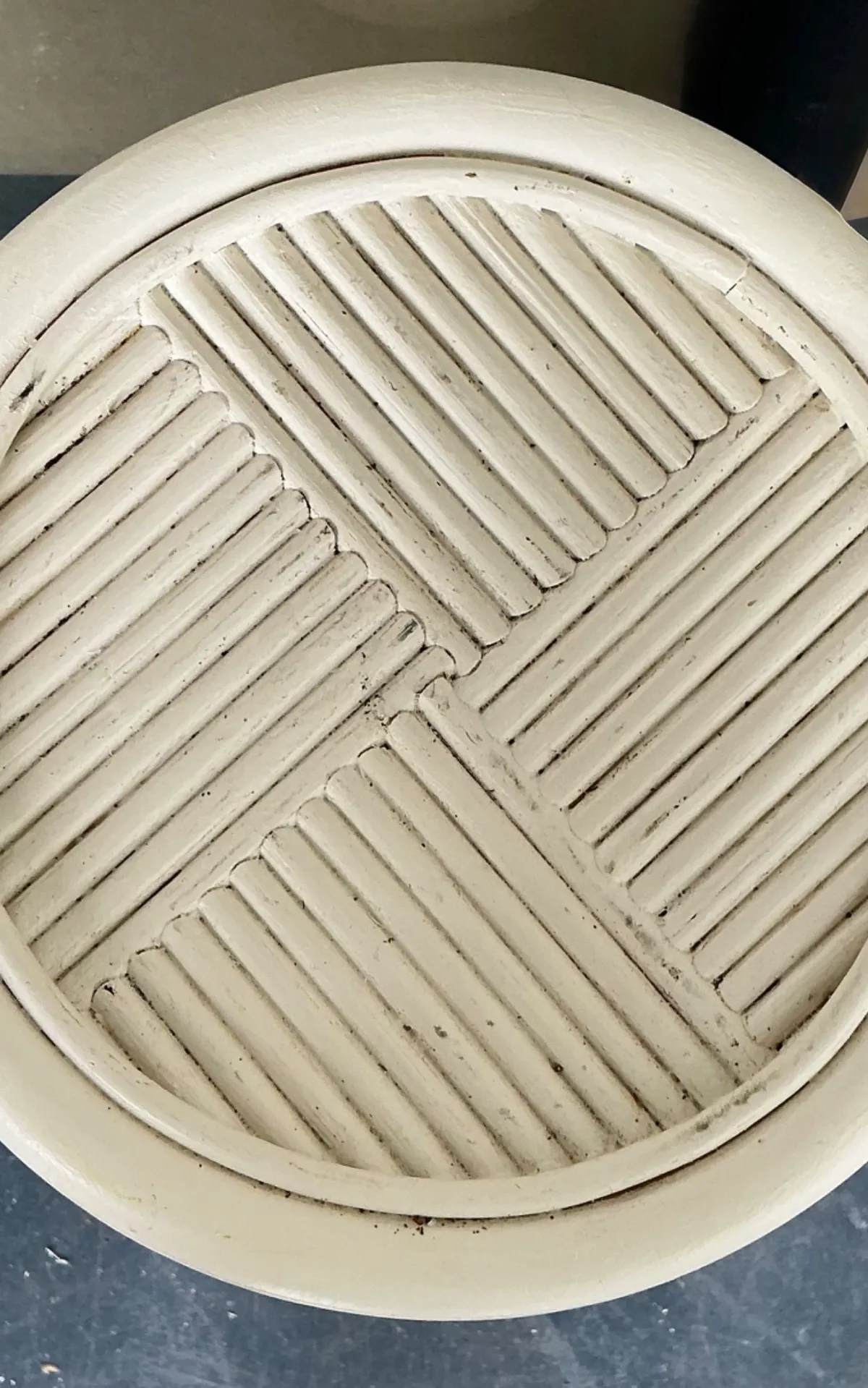 Vintage Painted Rattan Pedestal — additional photo 2