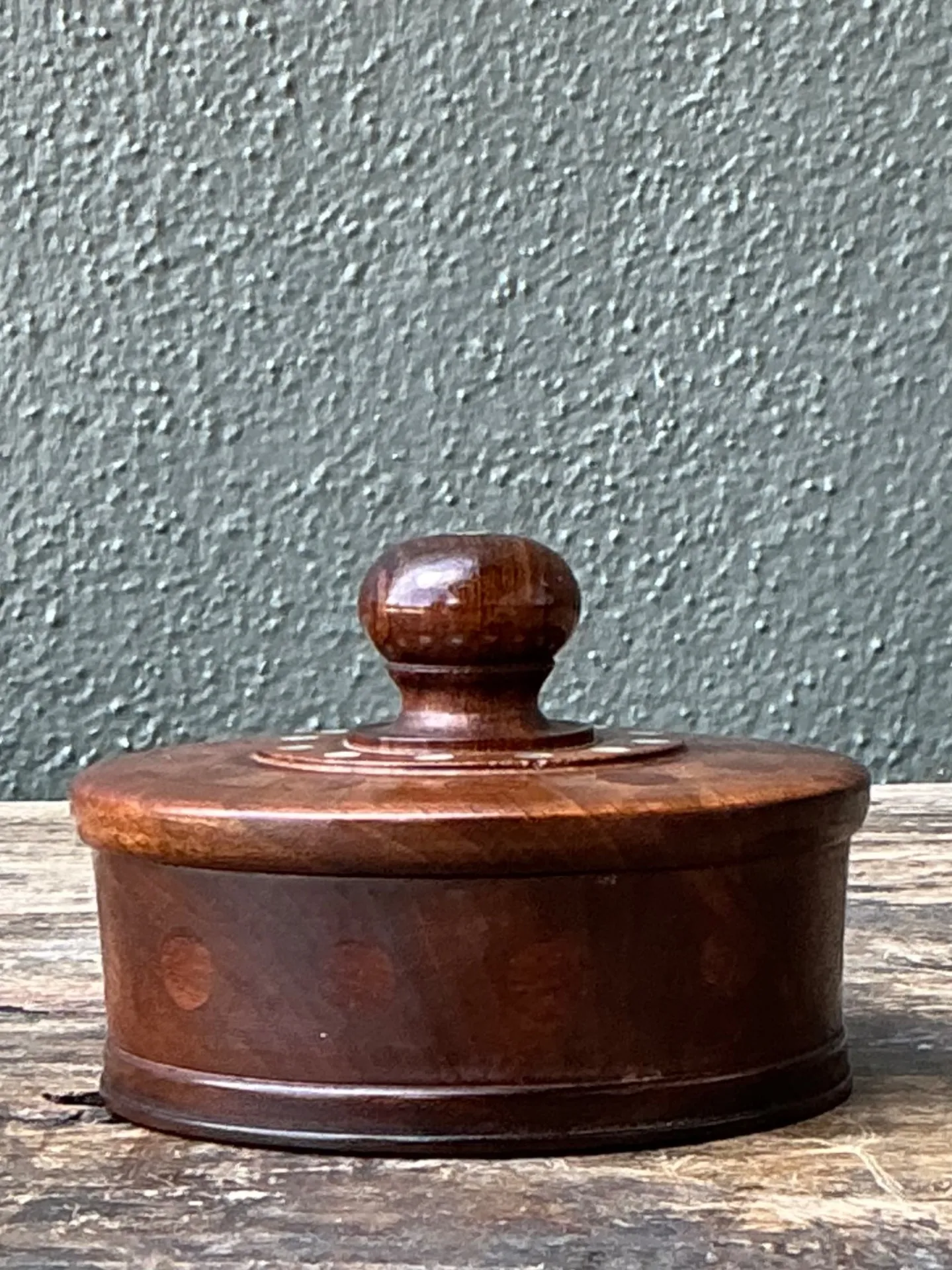 Vintage Round Wood Inlay Trinket Box — additional photo 4