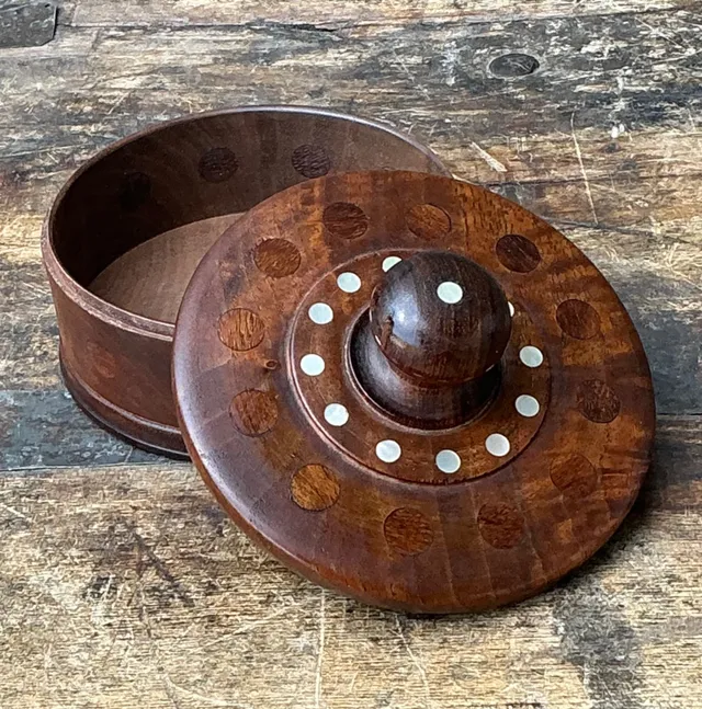 Vintage Round Wood Inlay Trinket Box — additional photo 1