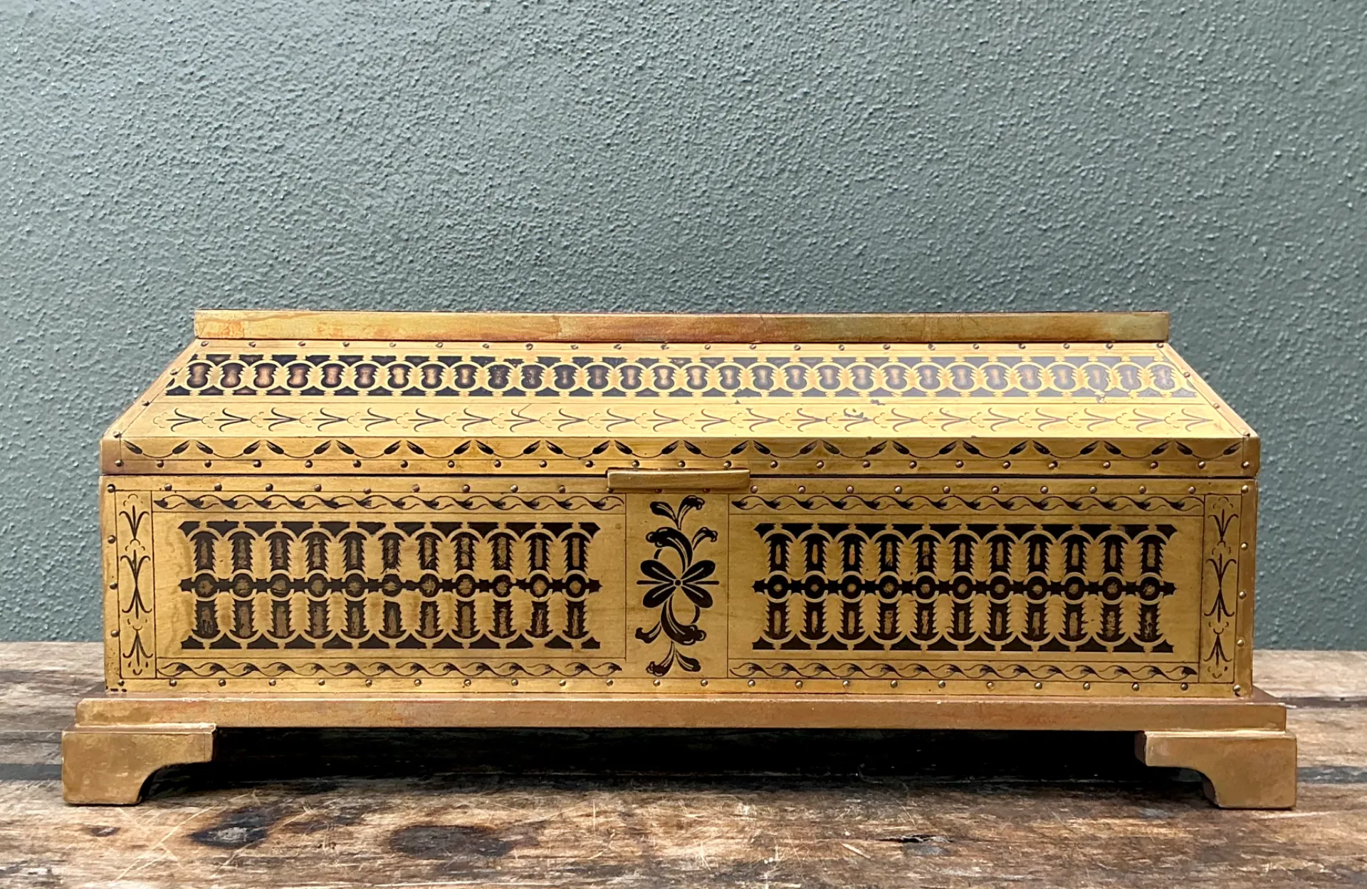 Vintage Brass Inlaid Decorative Box — additional photo 6