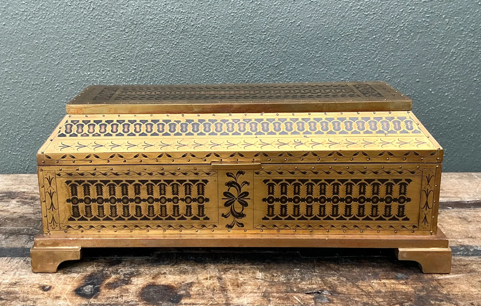 Vintage Brass Inlaid Decorative Box — additional photo 1