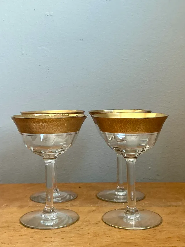 Vintage Gold Plated Rim Coupe Glasses - Set of 4 — additional photo 7