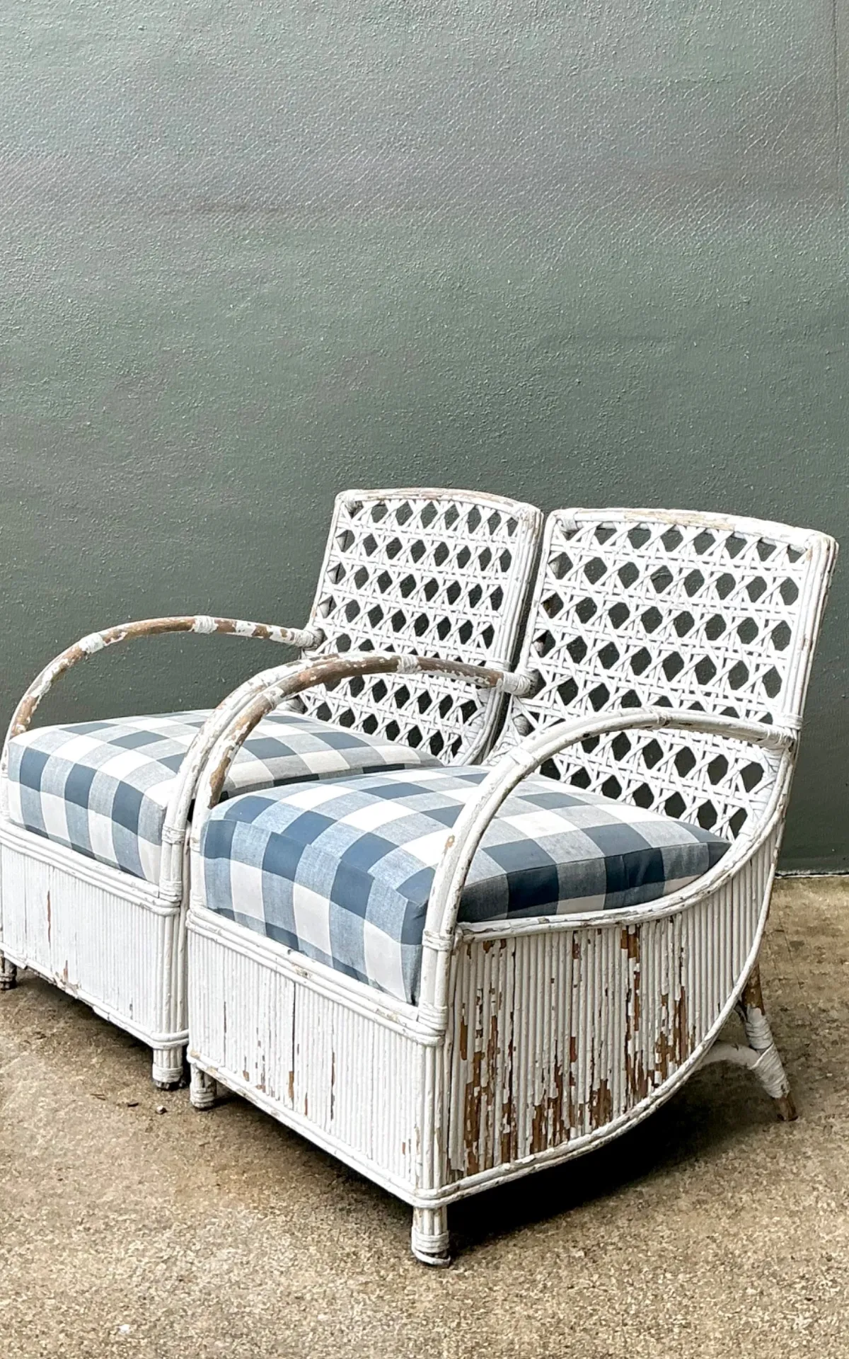 Vintage White Rattan Lounge Chairs - A Pair — additional photo 6