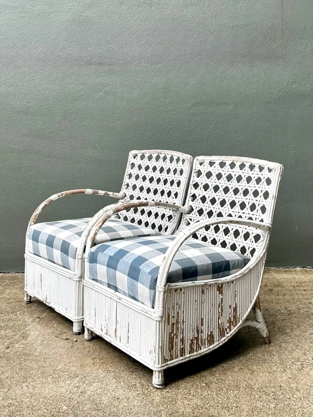 Vintage White Rattan Lounge Chairs - A Pair — additional photo 6