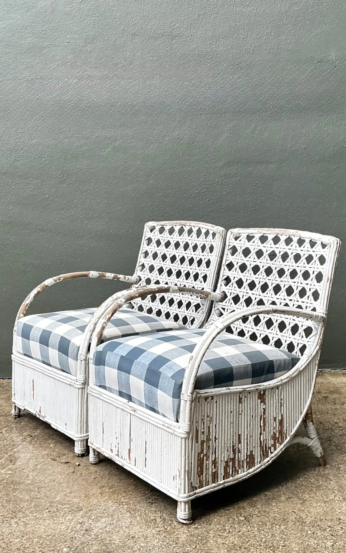 Vintage White Rattan Lounge Chairs - A Pair — additional photo 8