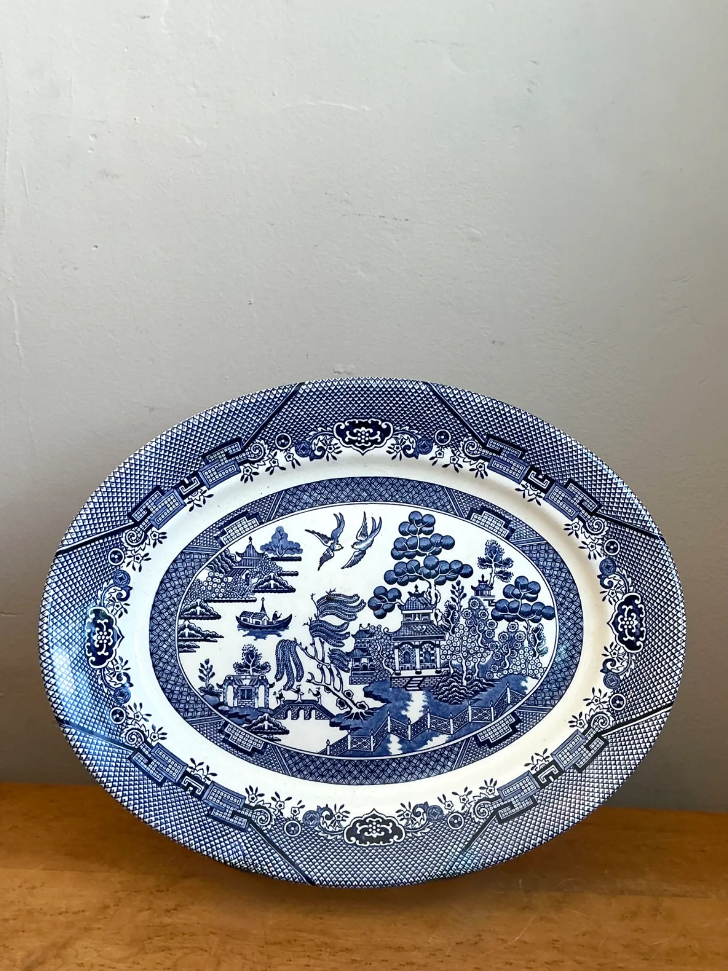 Vintage Chinese Blue Willow Ceramic Platter — additional photo 3