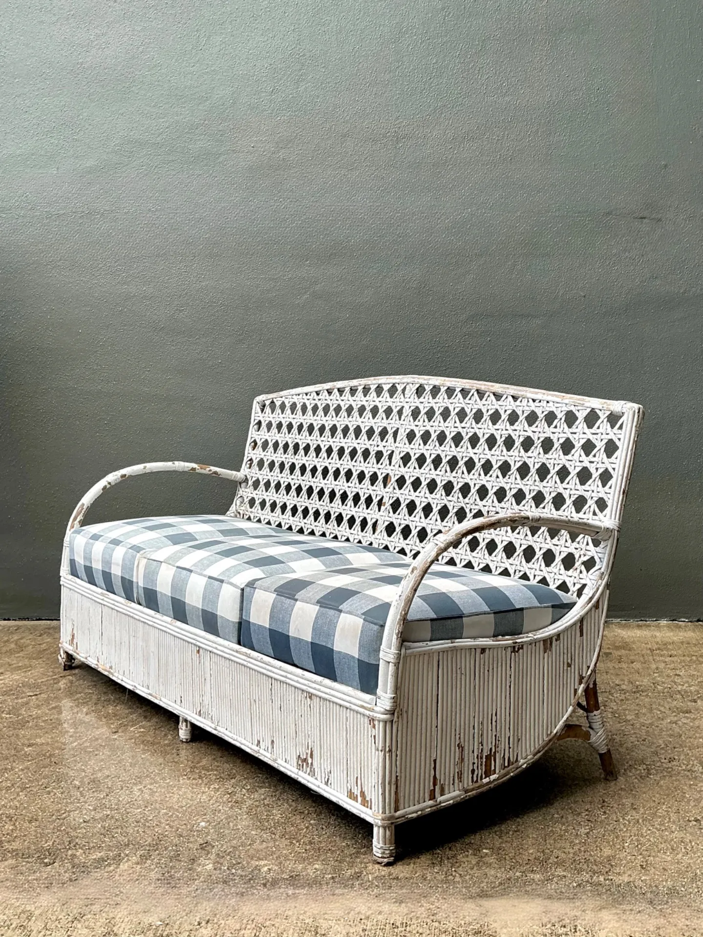 Vintage Distressed White Rattan and Checkered Sofa — additional photo 7
