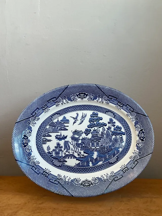 Vintage Chinese Blue Willow Ceramic Platter — additional photo 1