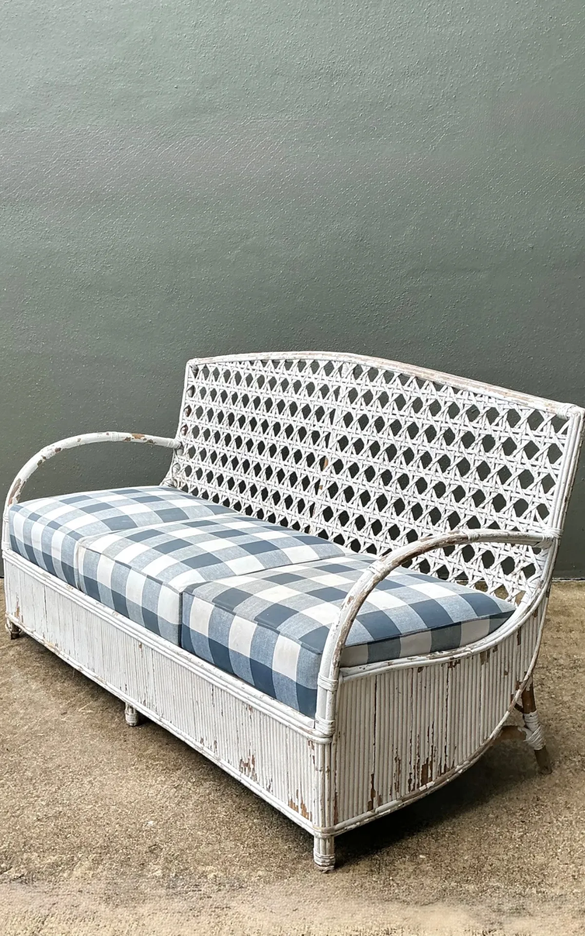 Vintage Distressed White Rattan and Checkered Sofa — additional photo 4