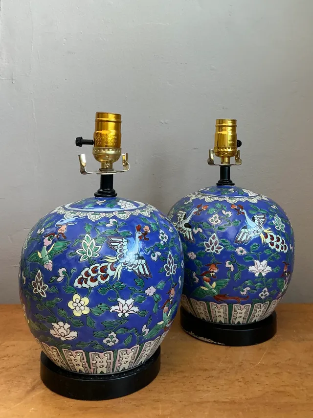 Vintage Floral Ceramic Table Lamps - Pair — additional photo 1