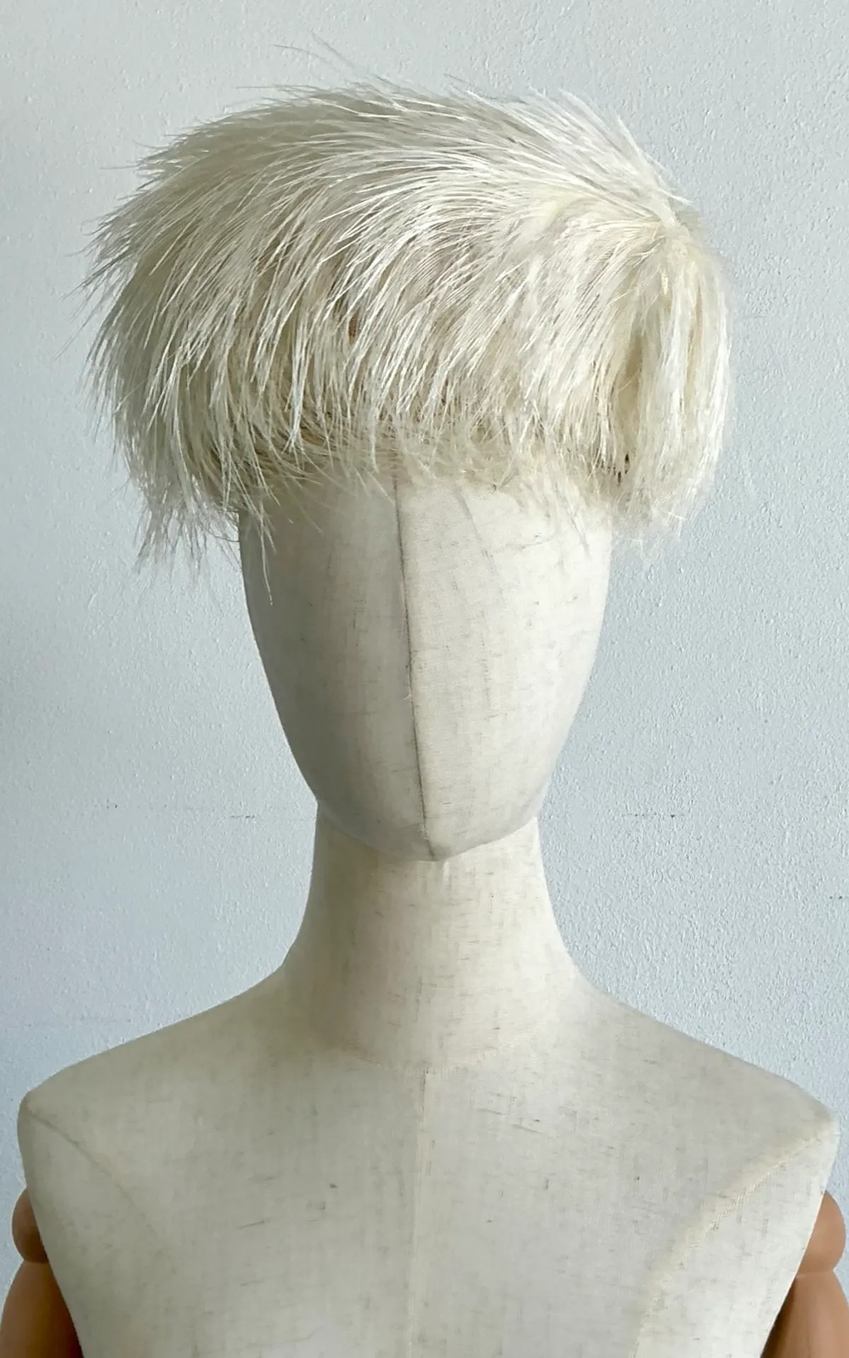 Vintage White Maribou Feather Hat — additional photo 5