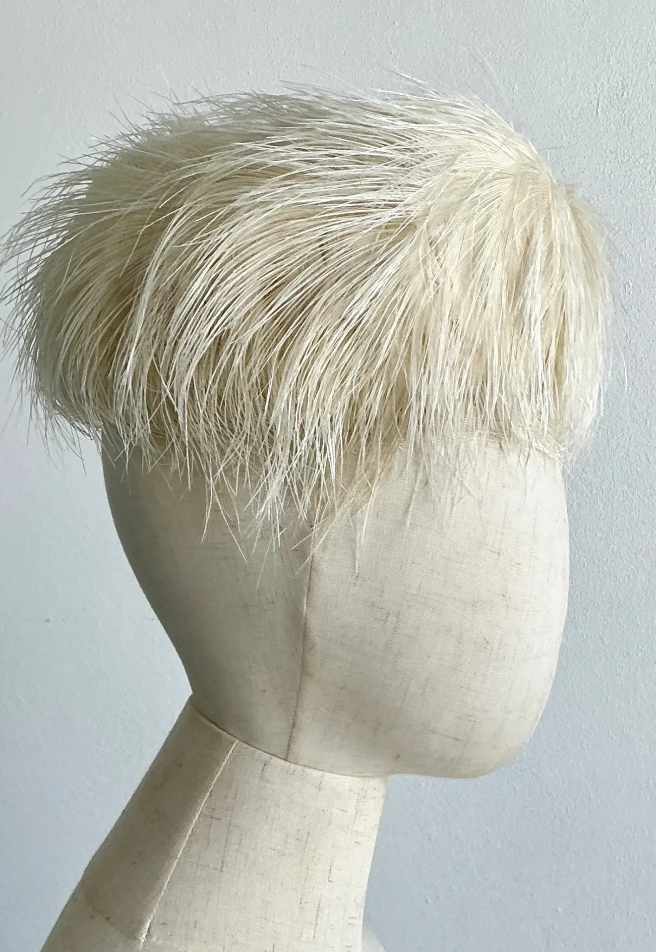 Vintage White Maribou Feather Hat — additional photo 4
