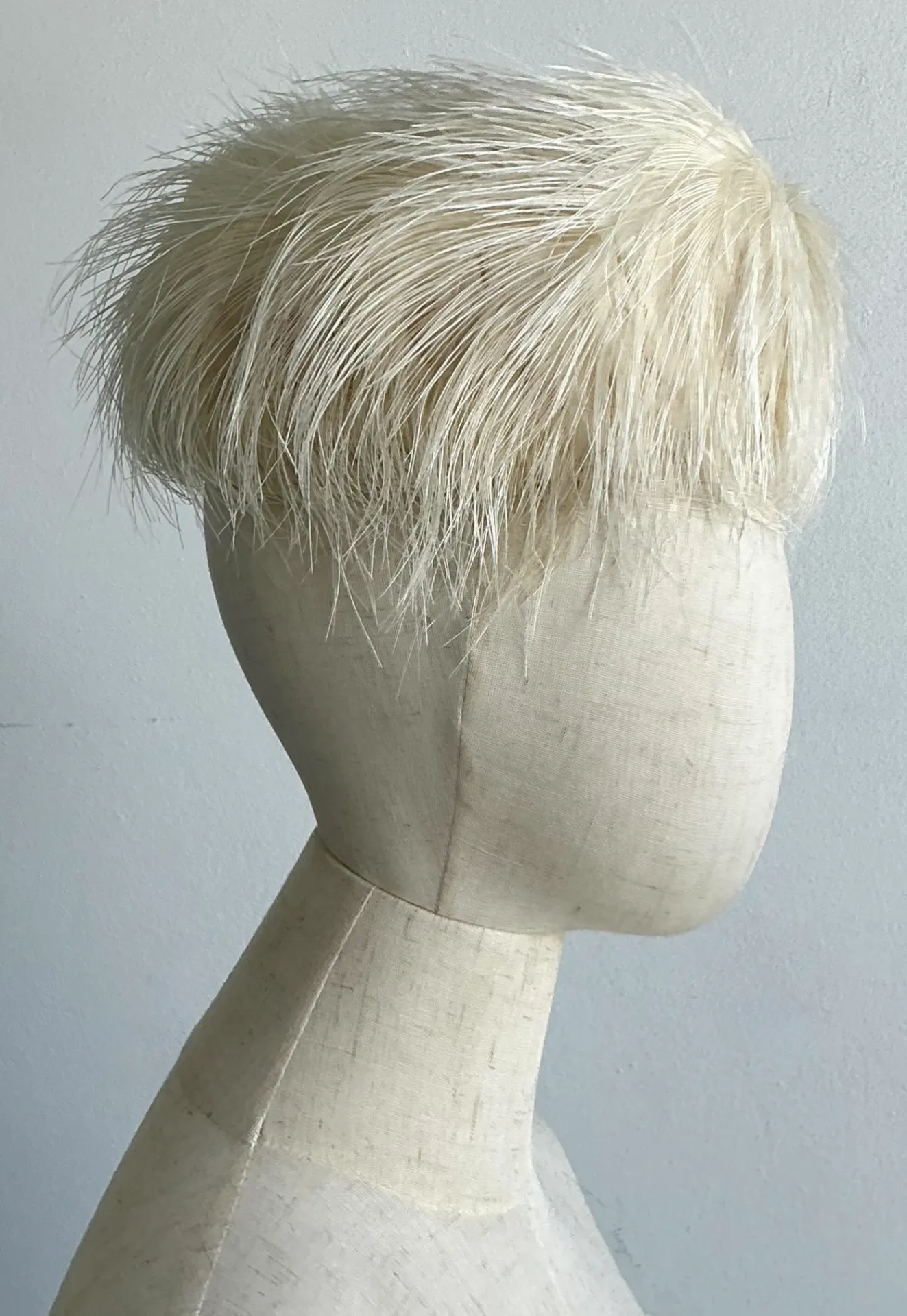 Vintage White Maribou Feather Hat — additional photo 1