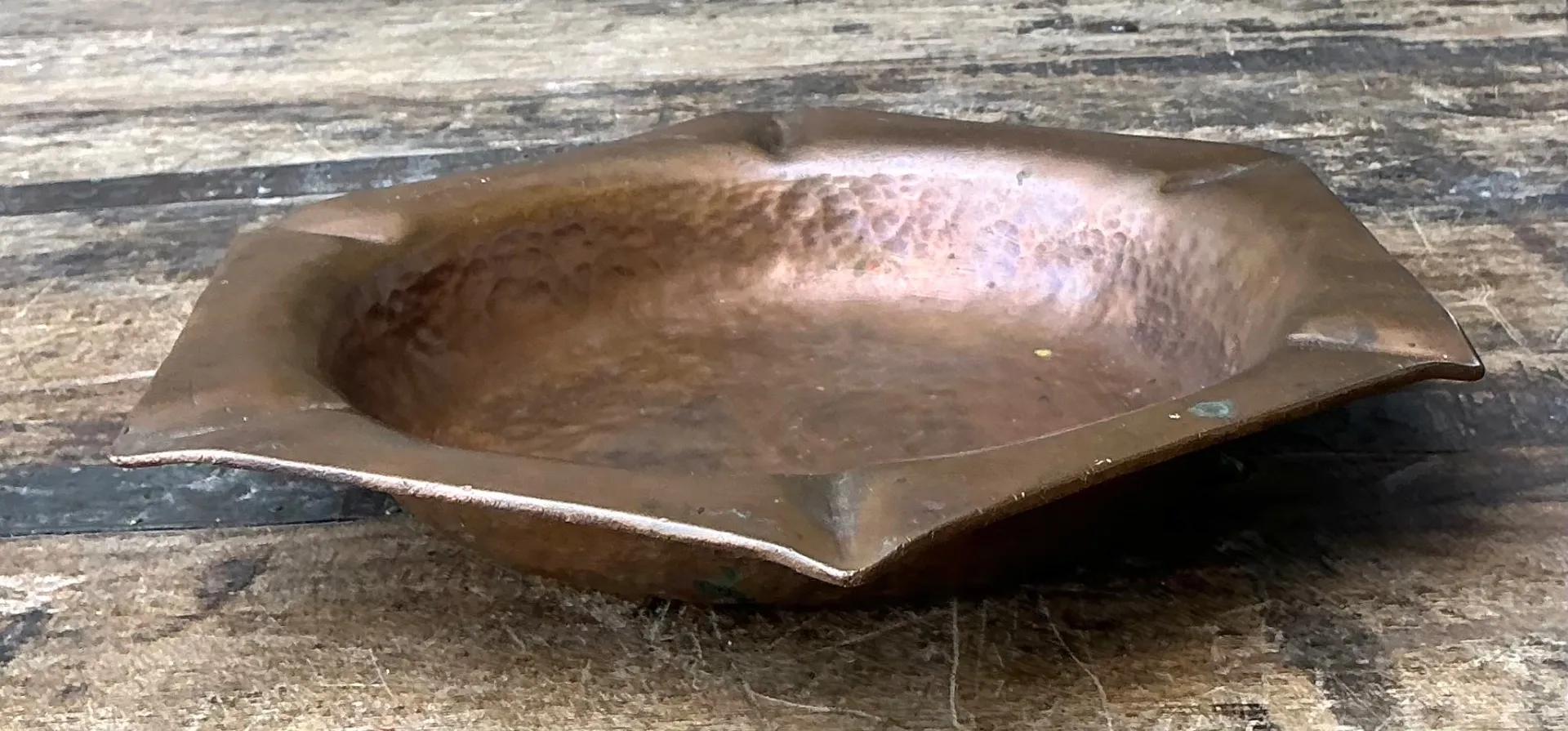 Vintage Hexagonal Hammered Copper Ashtray — additional photo 7