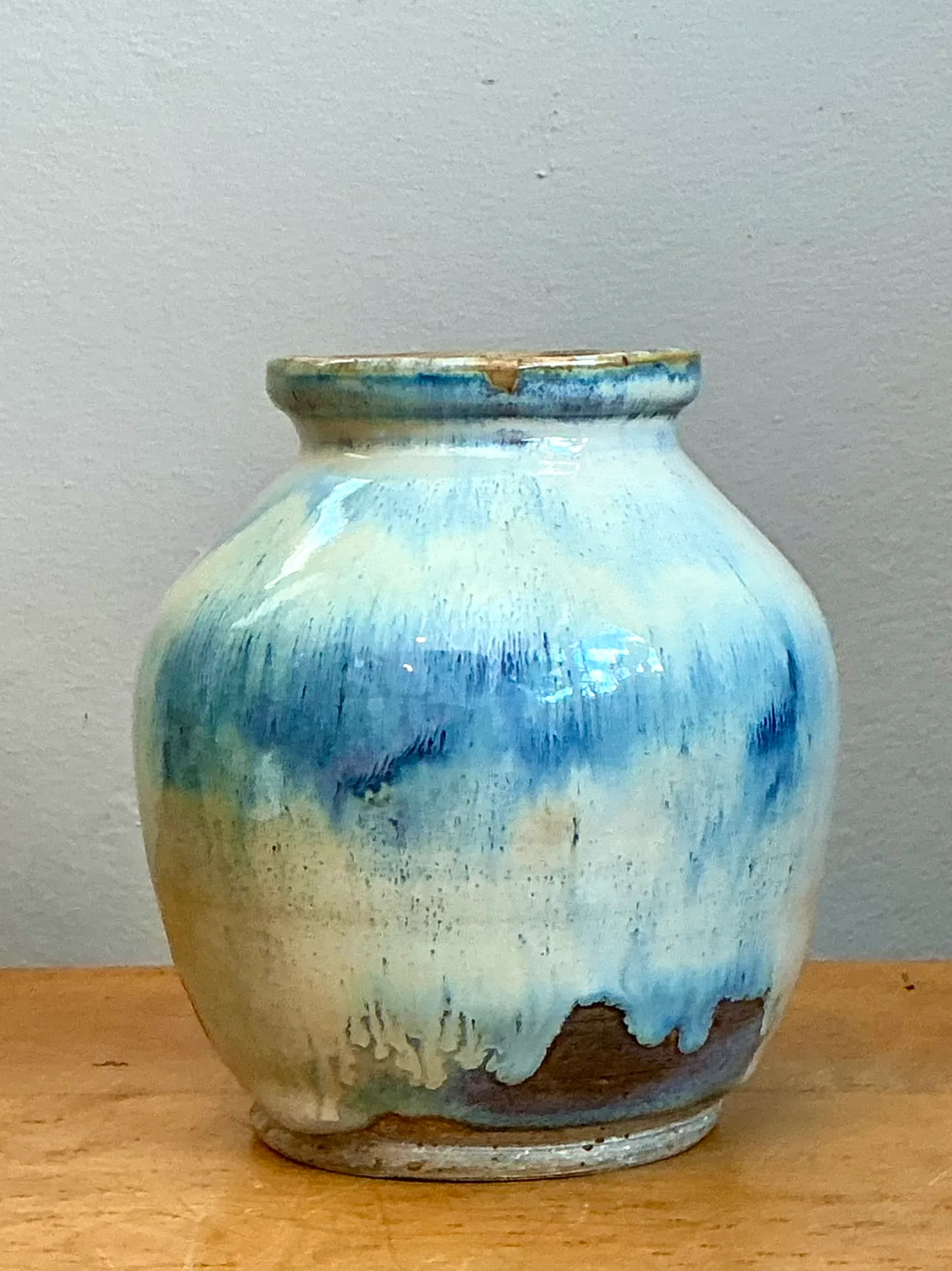 Vintage Blue and White Pottery Vase — additional photo 8