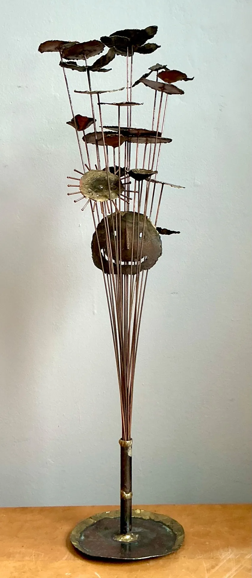 Vintage Brutalist Metal Flower Sculpture — additional photo 8