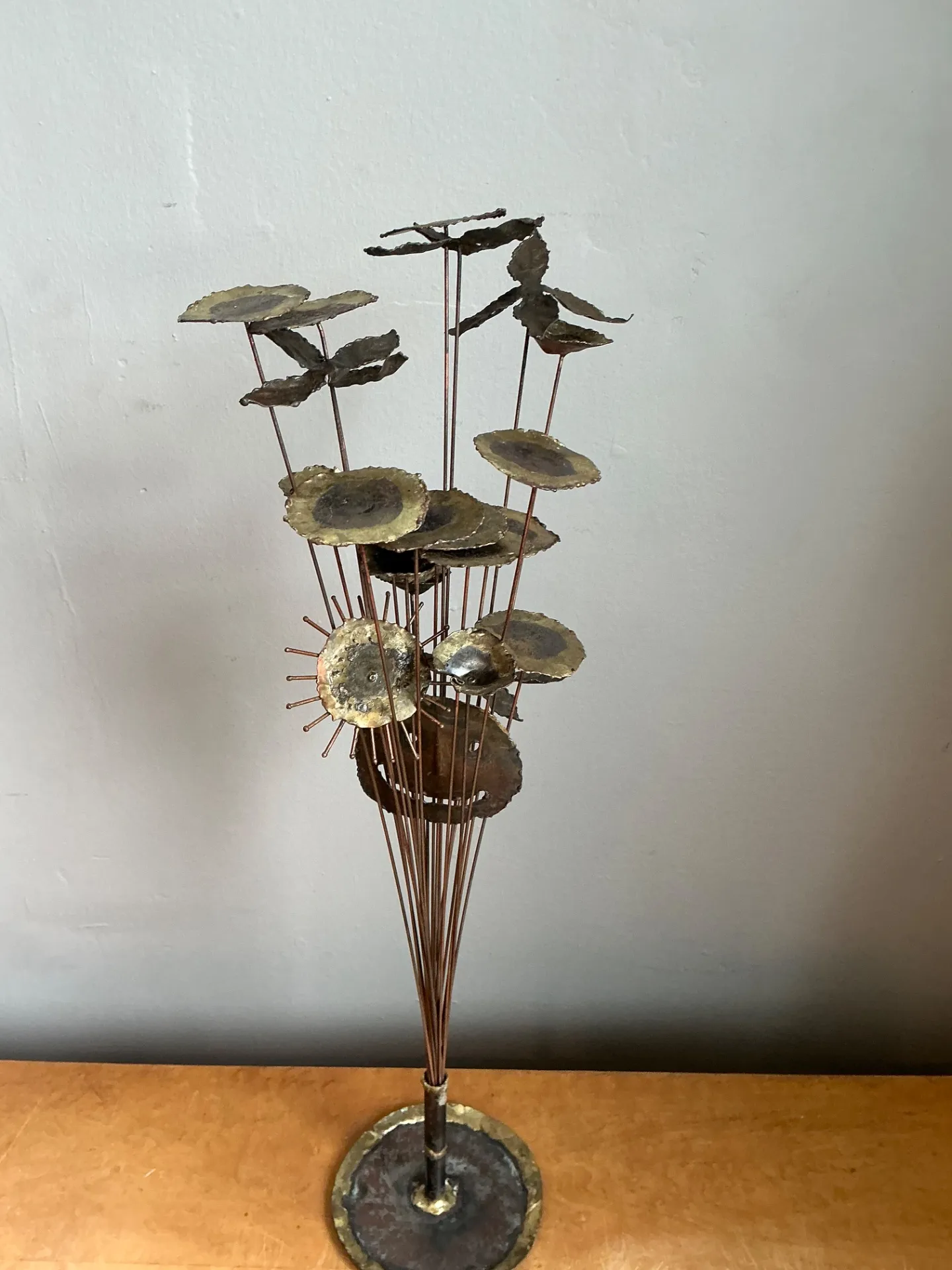 Vintage Brutalist Metal Flower Sculpture — additional photo 5