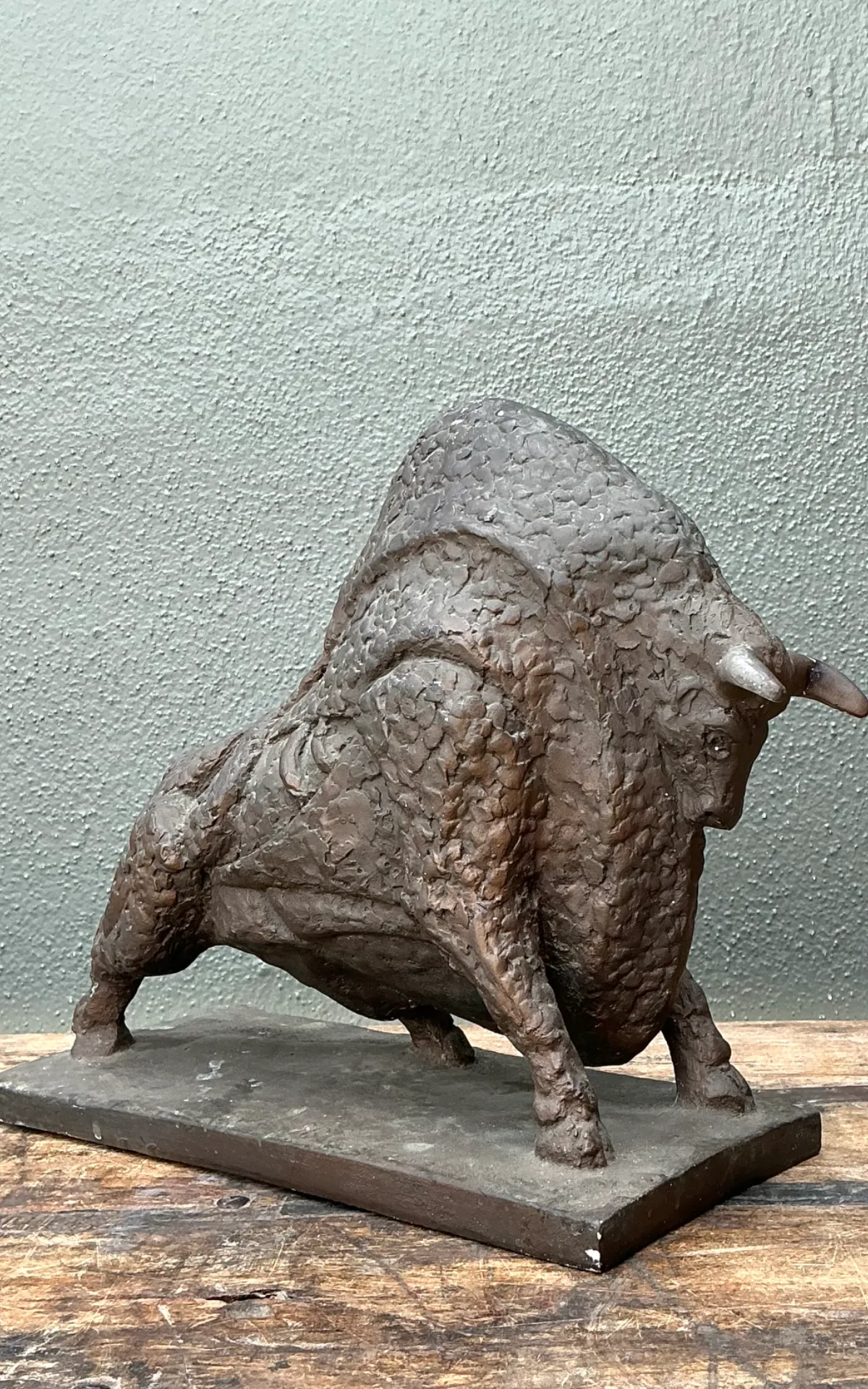 Vintage MCM Textured Plaster Bull Sculpture — additional photo 7