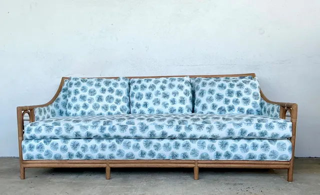 Vintage McGuire Rattan Sofa In Peter Fasano For John Roselli “Sconcett” — additional photo 2