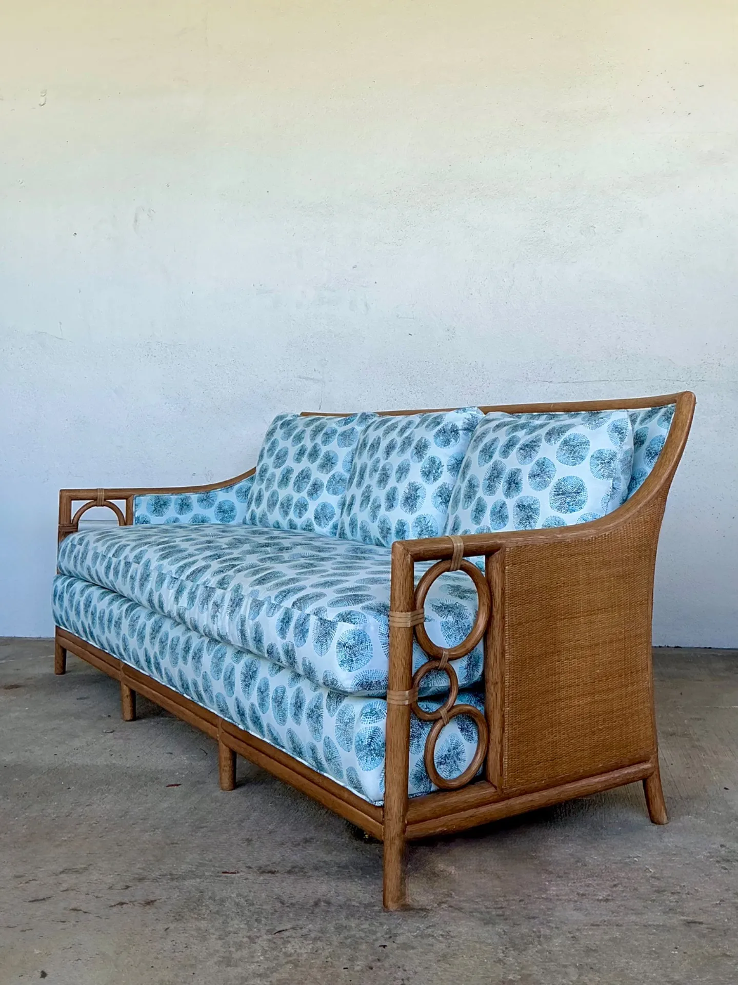 Vintage McGuire Rattan Sofa In Peter Fasano For John Roselli “Sconcett” — additional photo 1