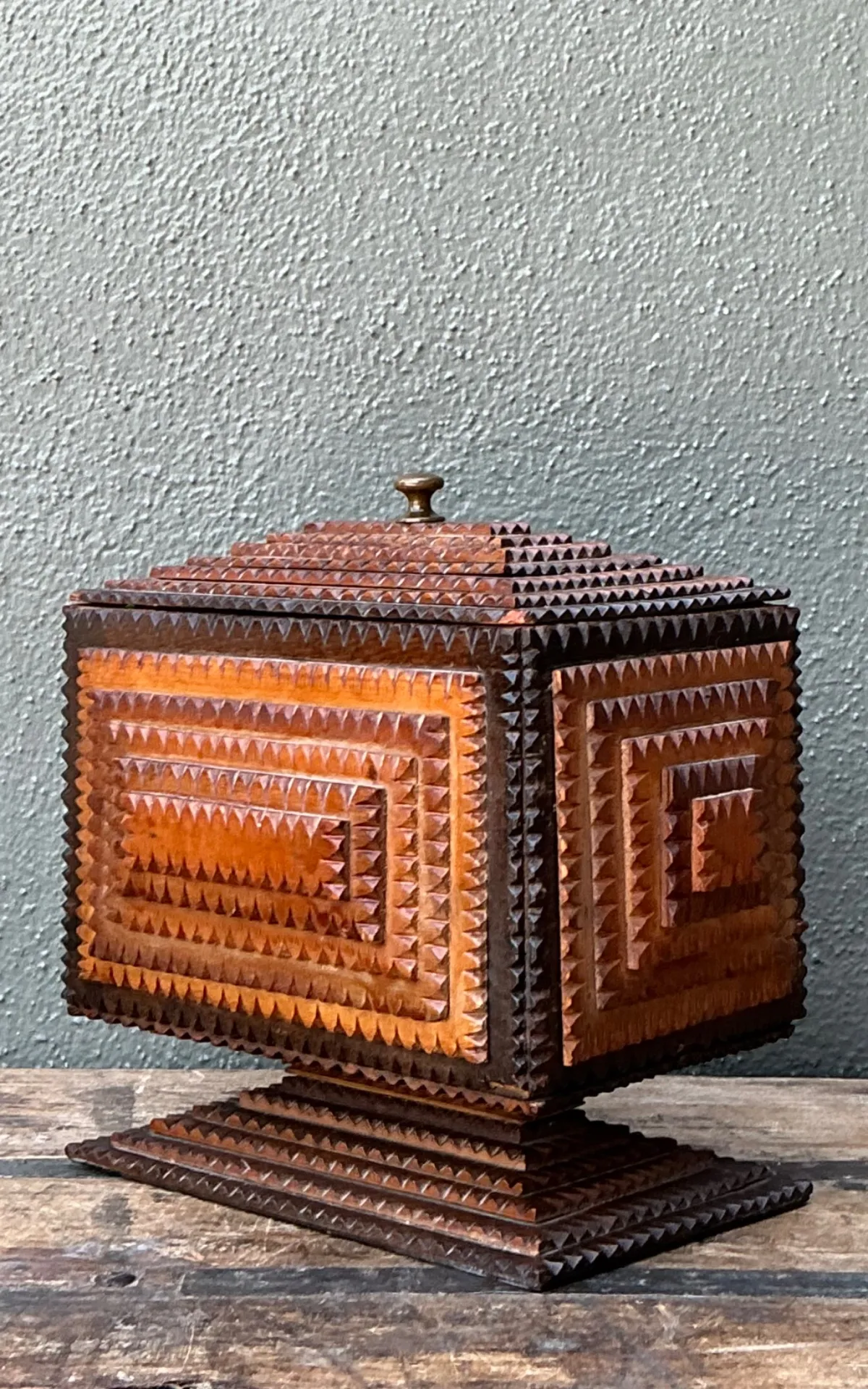 Vintage Tramp Art Wood Box On Pedestal — additional photo 7