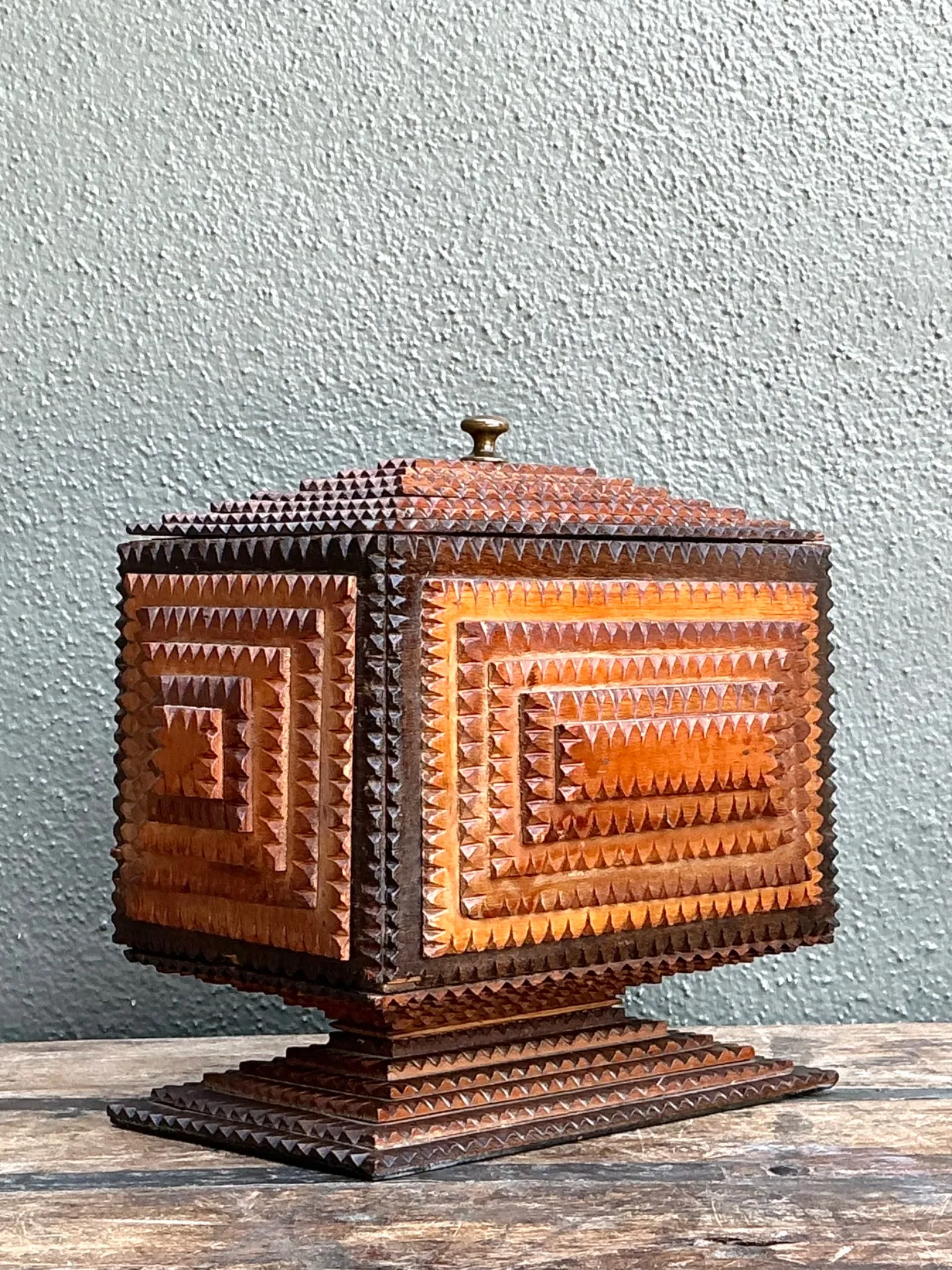 Vintage Tramp Art Wood Box On Pedestal — additional photo 4