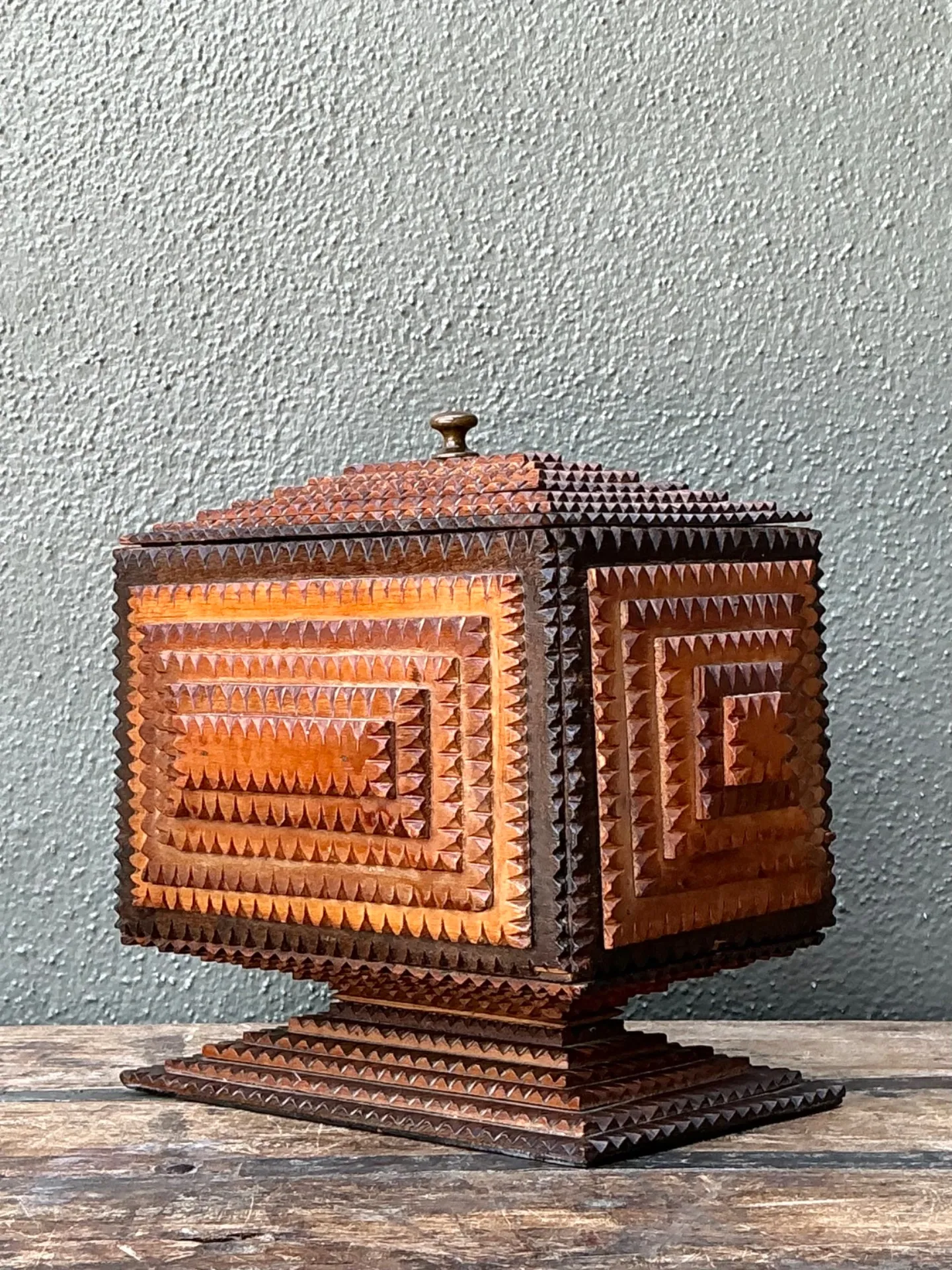 Vintage Tramp Art Wood Box On Pedestal — additional photo 2