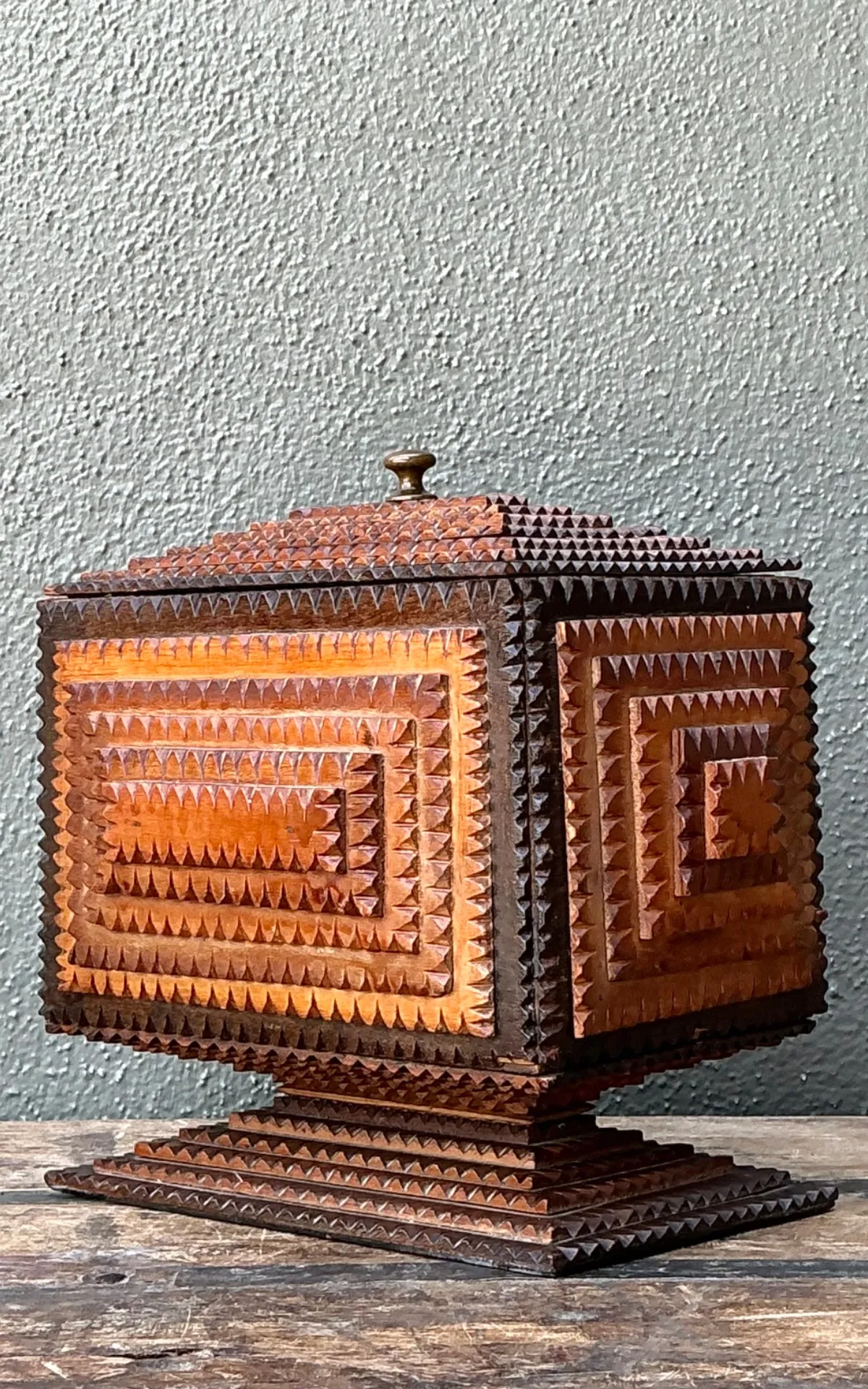 Vintage Tramp Art Wood Box On Pedestal — additional photo 2
