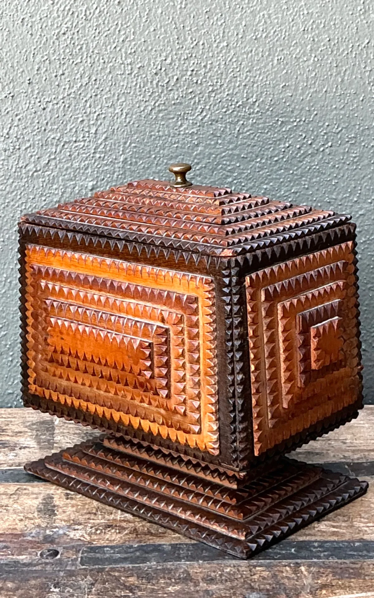 Vintage Tramp Art Wood Box On Pedestal — additional photo 5