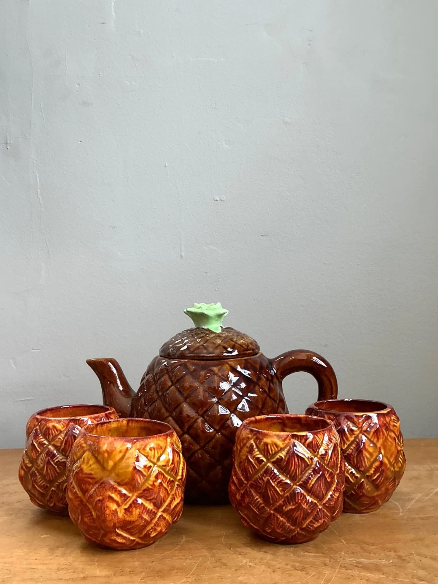 Vintage Pineapple Ceramic Teapot and Mugs Set — additional photo 4