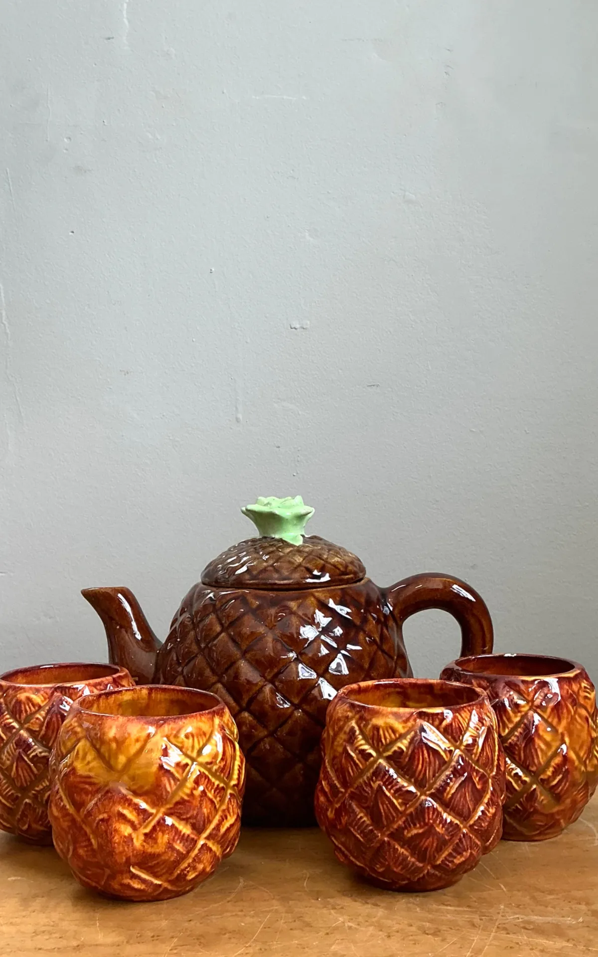 Vintage Pineapple Ceramic Teapot and Mugs Set - Top view