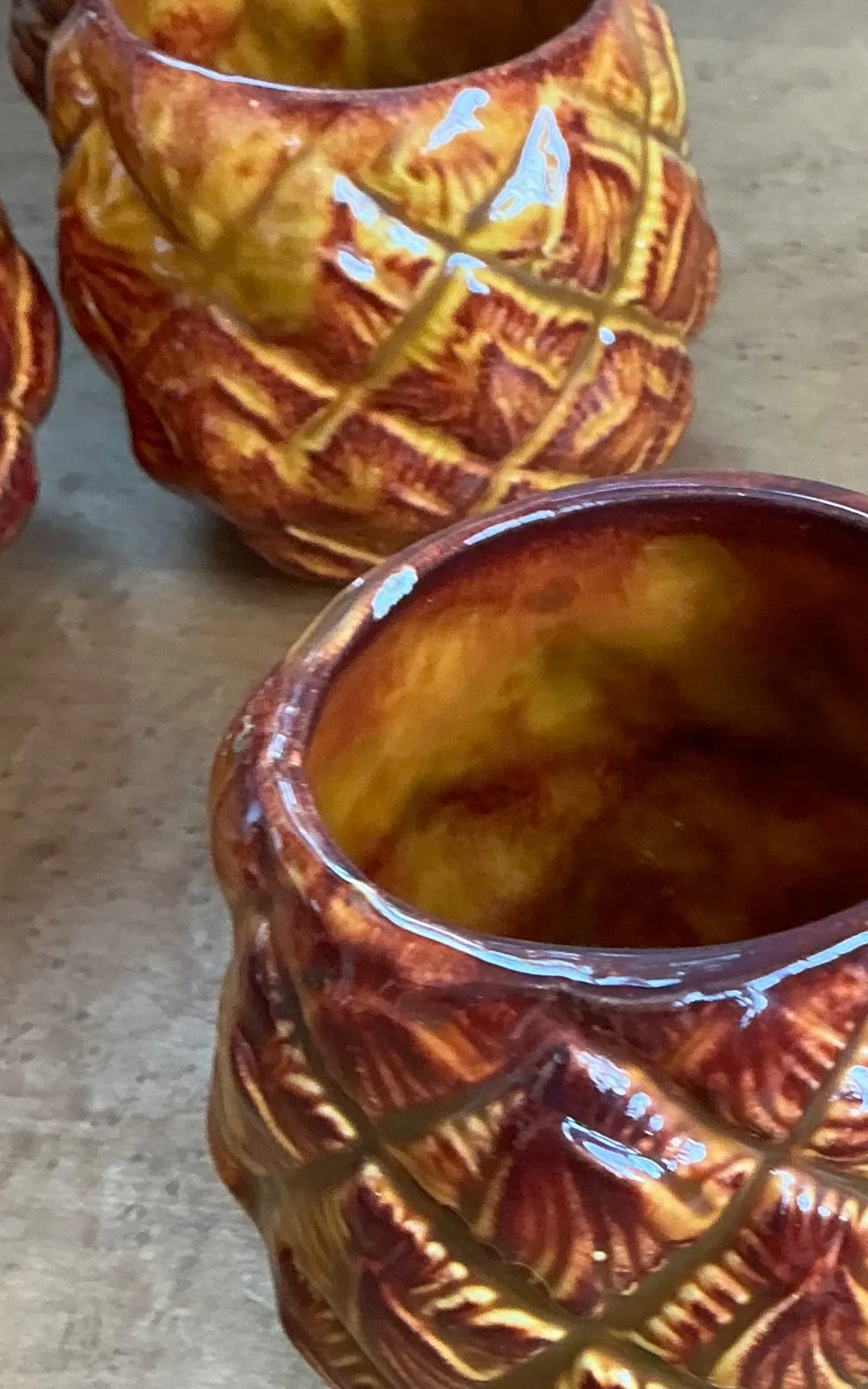 Vintage Pineapple Ceramic Teapot and Mugs Set - Back view