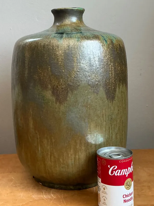 Vintage Handcrafted Studio Pottery Vase — additional photo 8