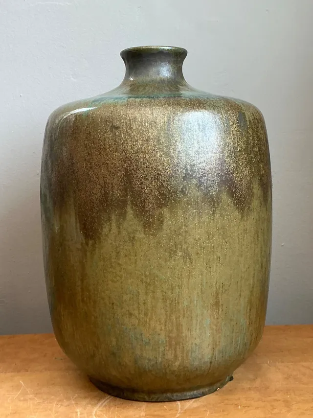 Vintage Handcrafted Studio Pottery Vase — additional photo 3