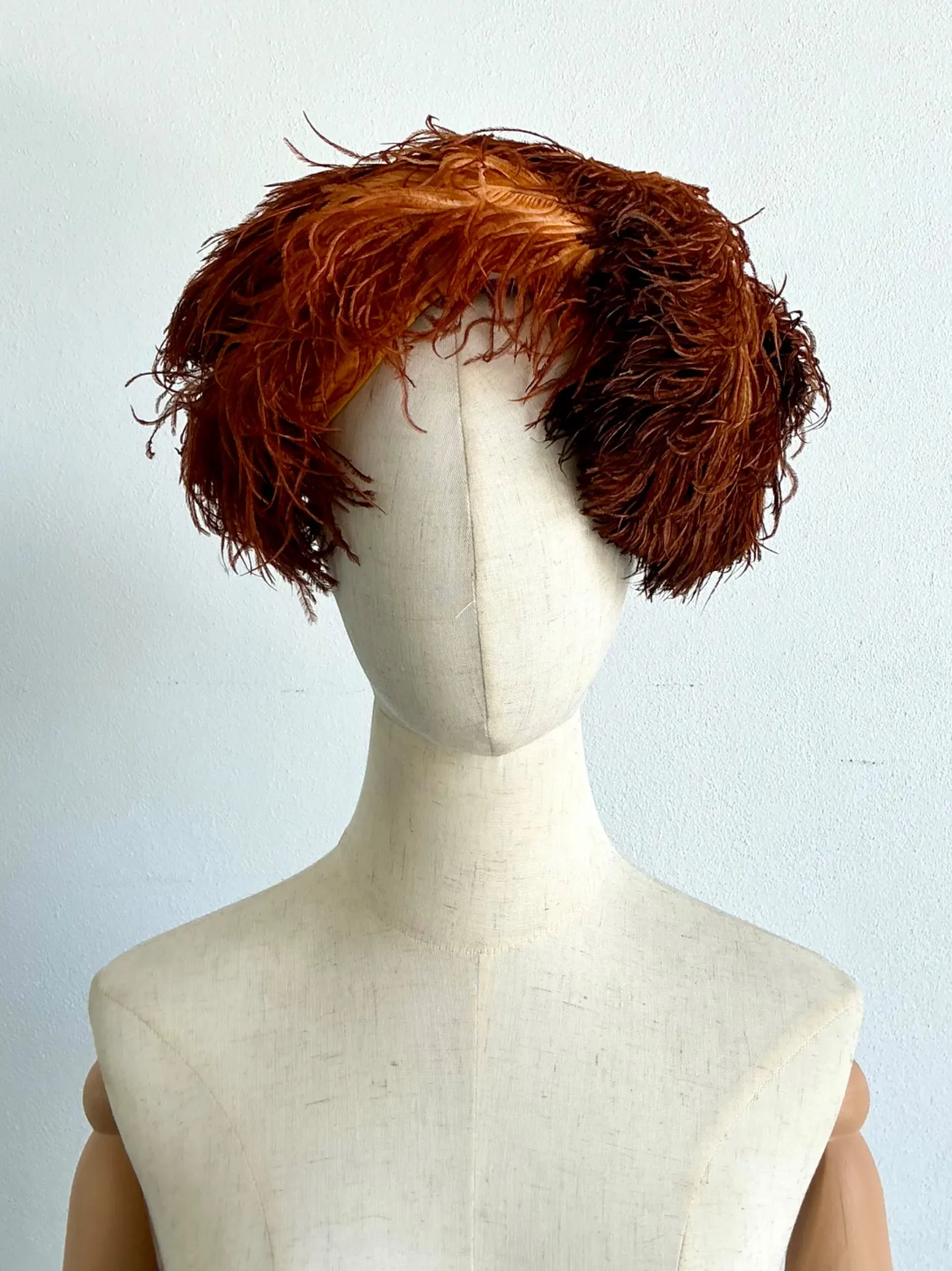Vintage 1950s Ostrich Feather Hat — additional photo 5