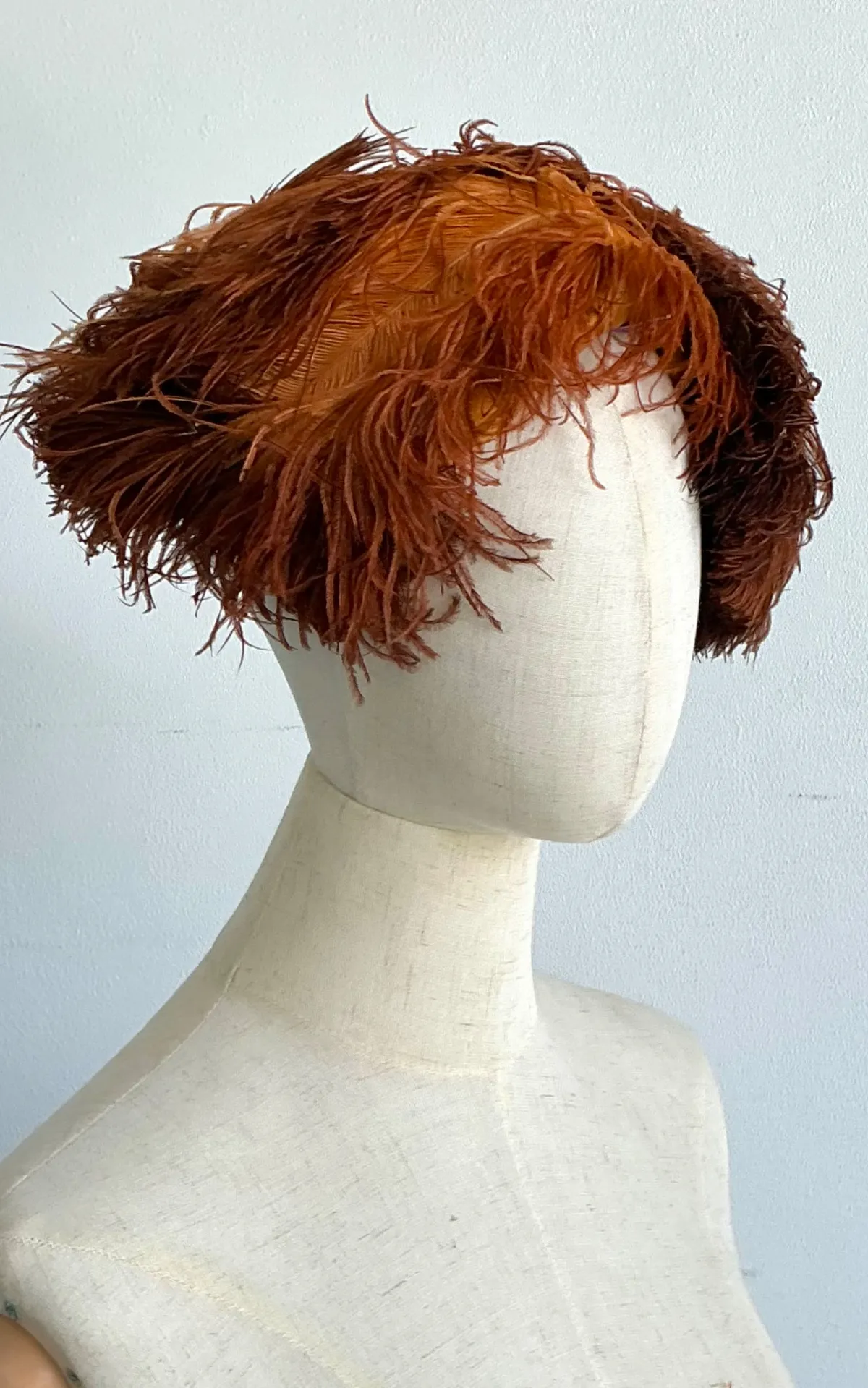 Vintage 1950s Ostrich Feather Hat — additional photo 4