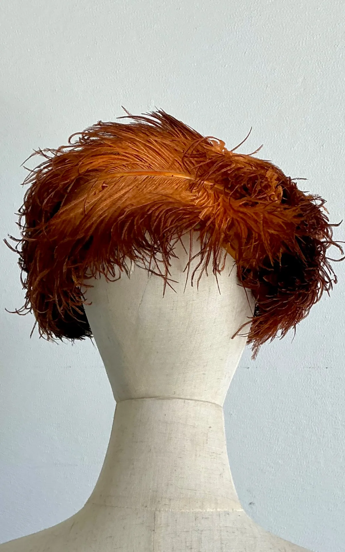 Vintage 1950s Ostrich Feather Hat — additional photo 7