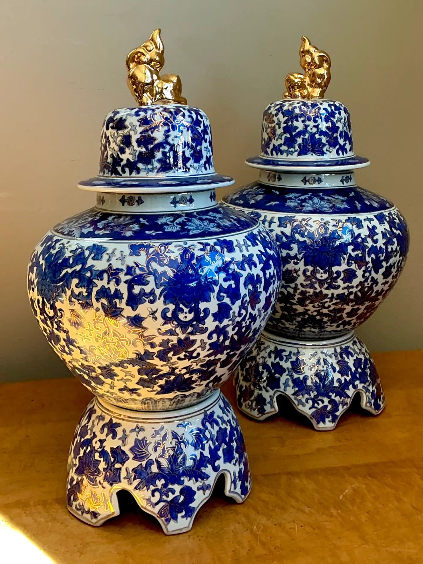 Vintage Blue and White Ceramic Lidded Jars - Pair — additional photo 3
