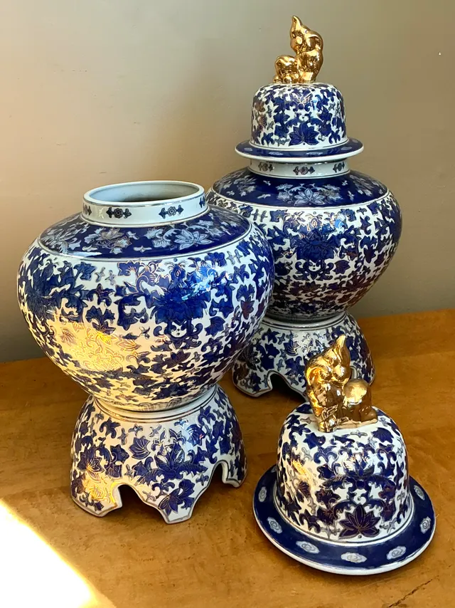 Vintage Blue and White Ceramic Lidded Jars - Pair — additional photo 7
