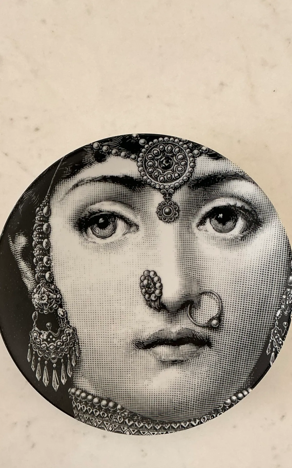 Piero Fornasetti Tema e Variazioni Porcelain Plate — additional photo 3