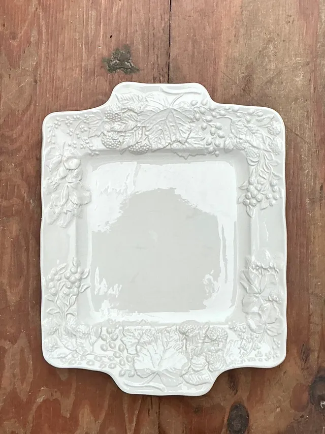 Vintage Italian Embossed Ceramic Tray — additional photo 5