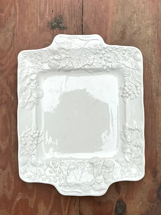 Vintage Italian Embossed Ceramic Tray — additional photo 3