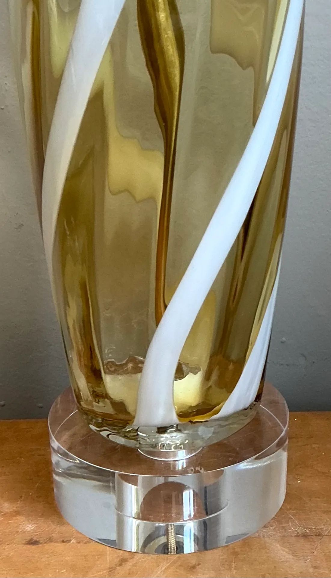 Vintage Murano Swirled Glass Table Lamp — additional photo 4