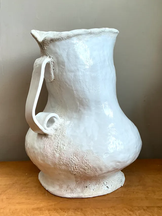 Vintage Monumental White Ceramic Double-Handled Vase — additional photo 6
