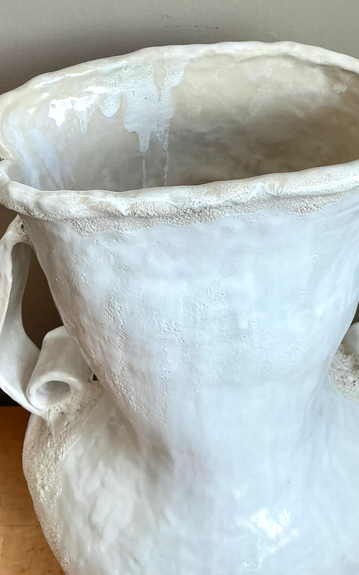 Vintage Monumental White Ceramic Double-Handled Vase — additional photo 2