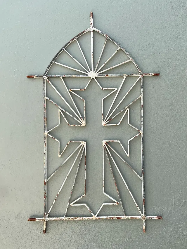 Vintage Architectural Element Metal Cross Window Grate — additional photo 4