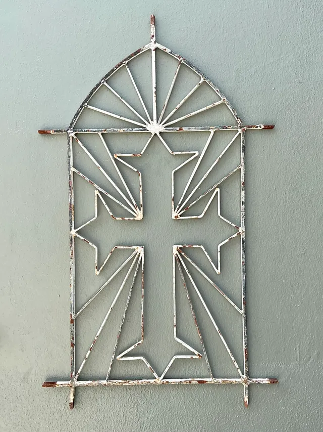Vintage Architectural Element Metal Cross Window Grate — additional photo 3