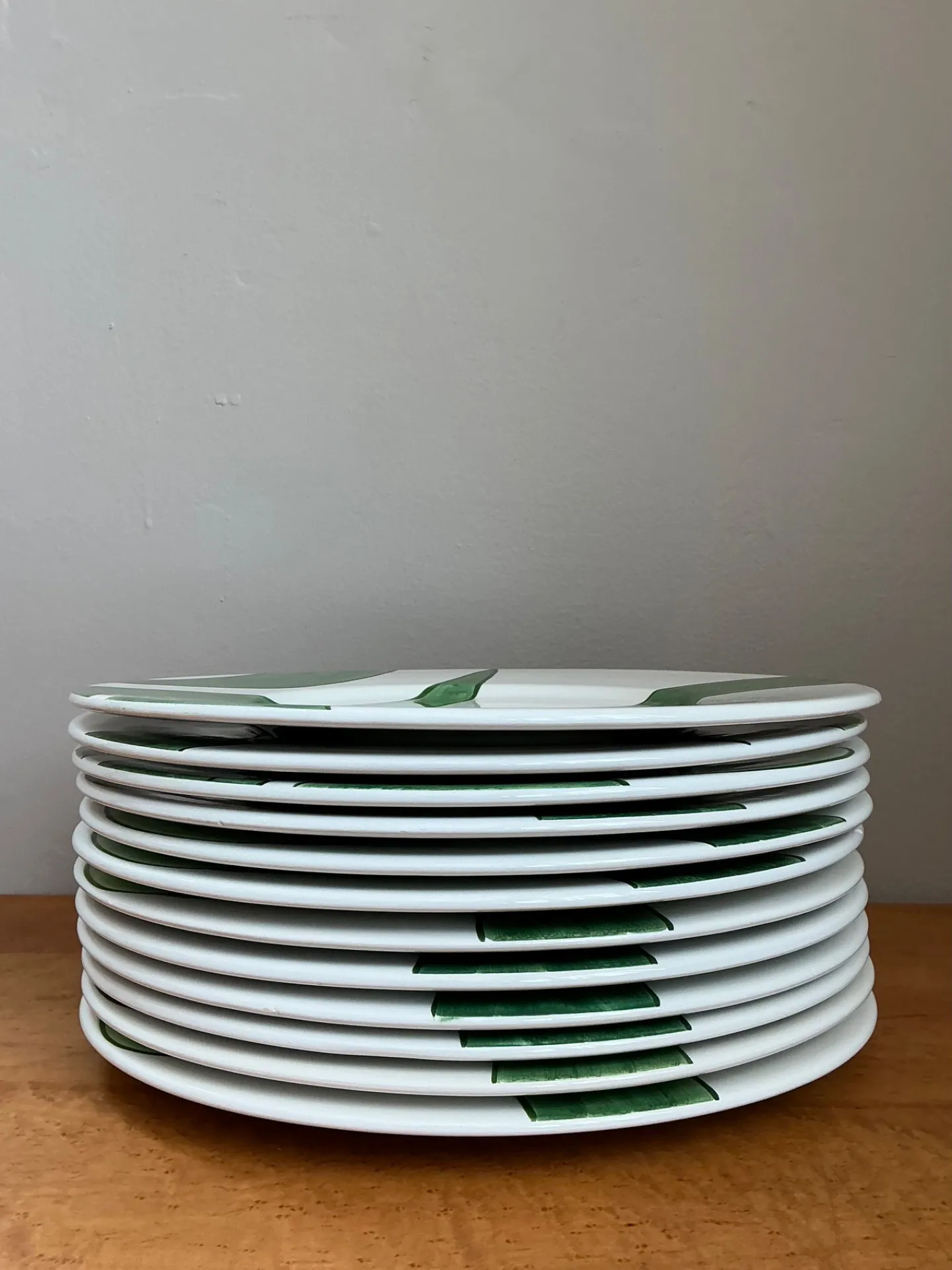 Vintage Italian Vietri Glazed Ceramic Palm Plates - Set Of 12  — additional photo 8