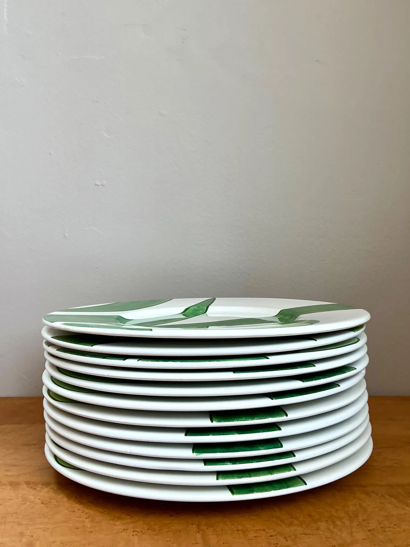 Vintage Italian Vietri Glazed Ceramic Palm Plates - Set Of 12  — additional photo 7