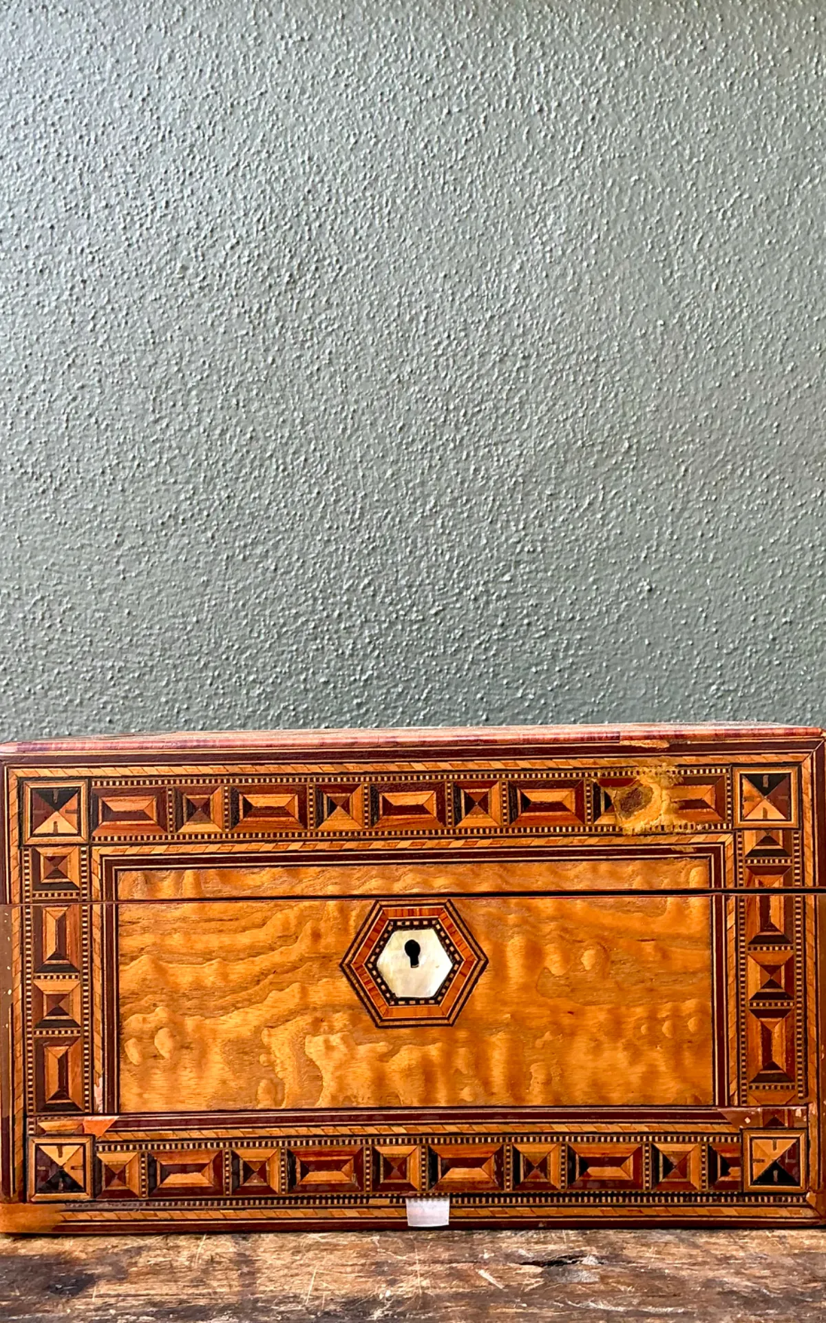 Vintage Marquetry Inlaid Wood Box — additional photo 3